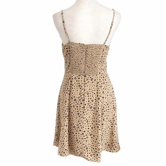 Aritzia's Sunday Best Leopard print dress - Picture 3 of 7